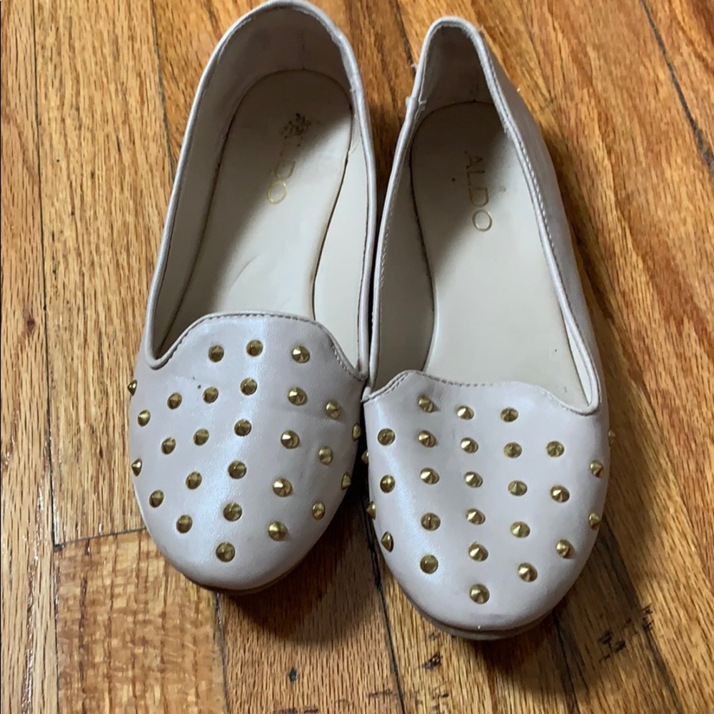 Aldo Shoes Gold Studded Beige Flats USA 7 EUR 37.5